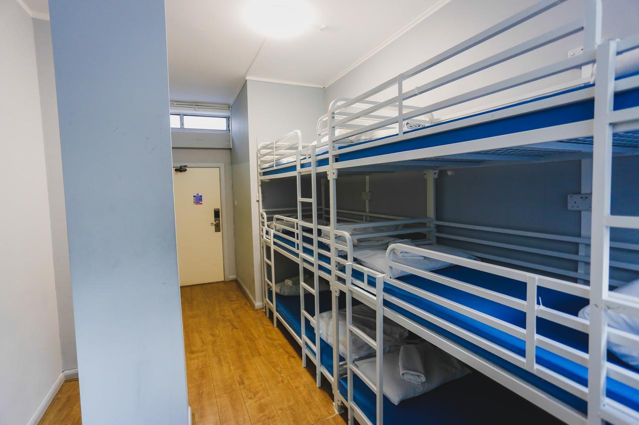 Bed in 9-Bed Mixed Dormitory Room with Private Bathroom
